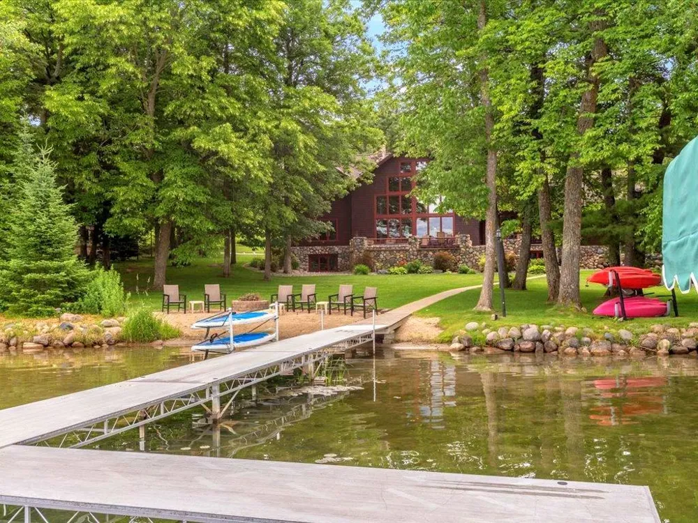 17994 Dayspring Drive Park Rapids, MN 56470