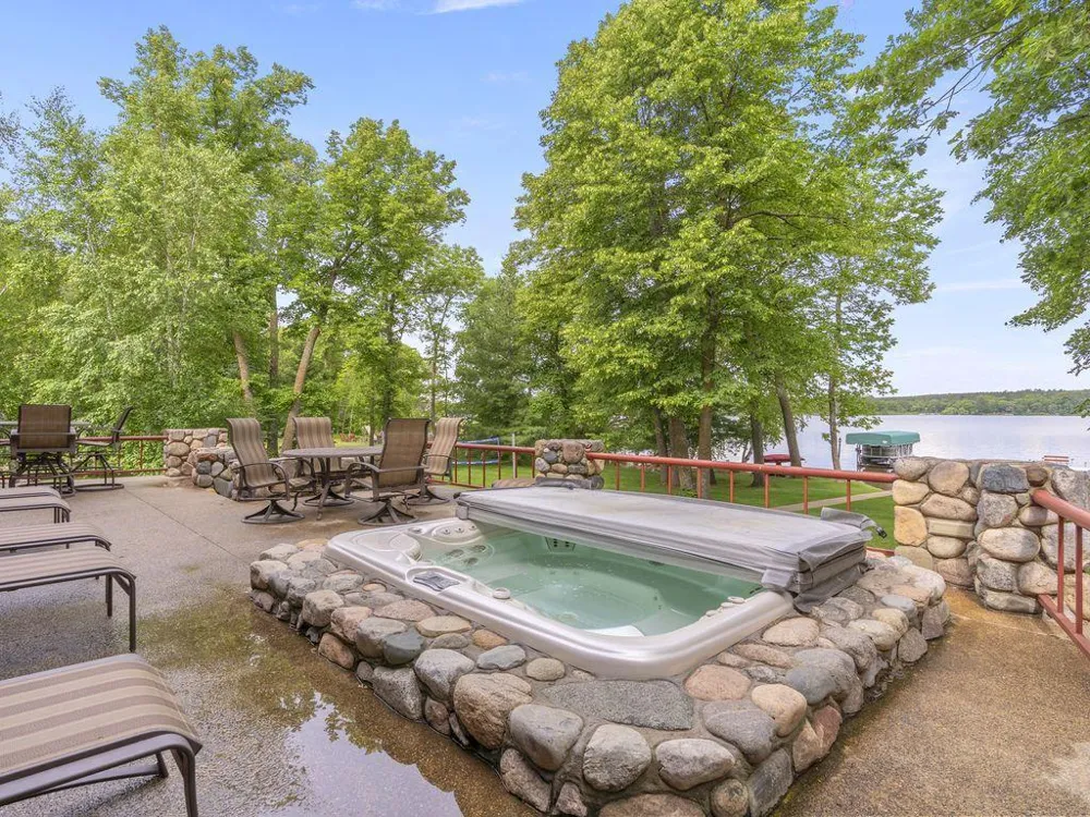17994 Dayspring Drive Park Rapids, MN 56470