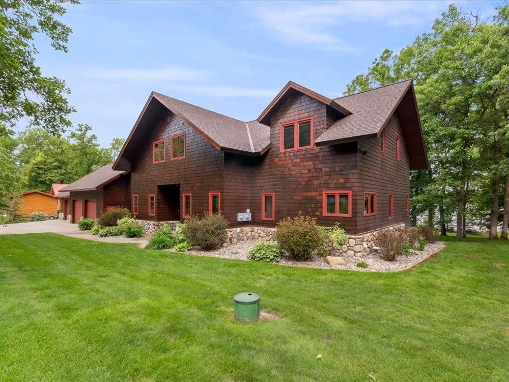 17994 Dayspring Drive Park Rapids, MN 56470