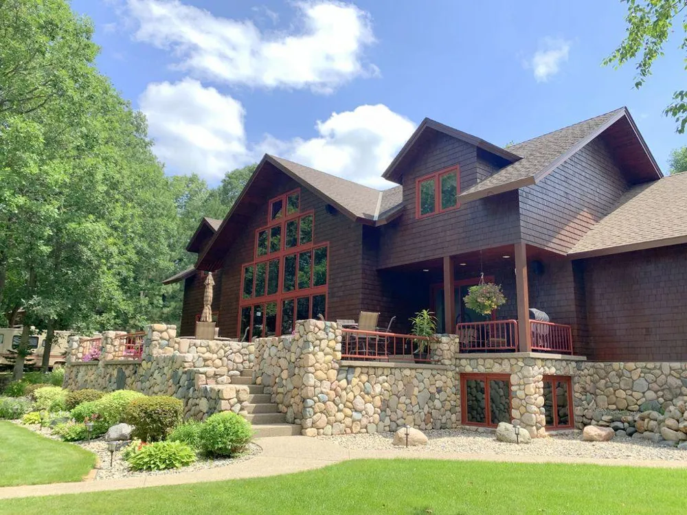17994 Dayspring Drive Park Rapids, MN 56470