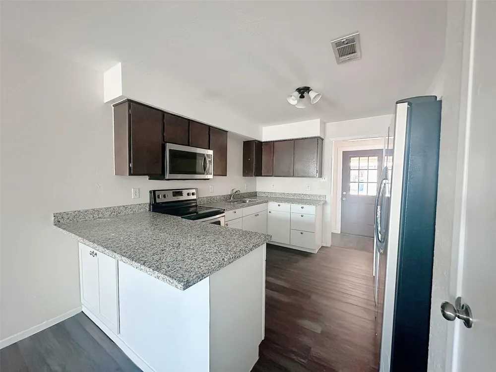 5512 Alexander Street Sachse, TX 75048