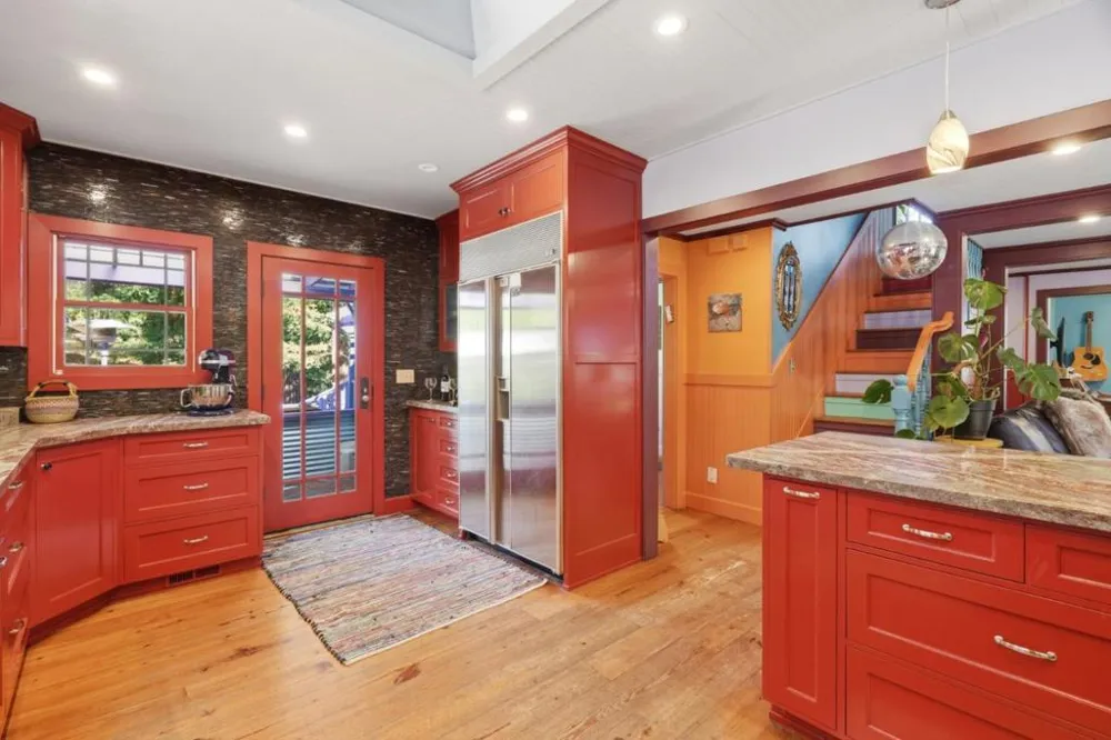 359 Canham Road Scotts Valley, CA 95066