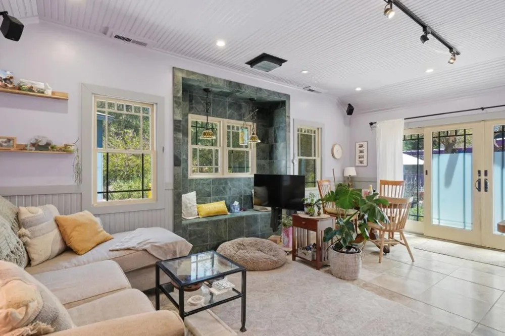 359 Canham Road Scotts Valley, CA 95066