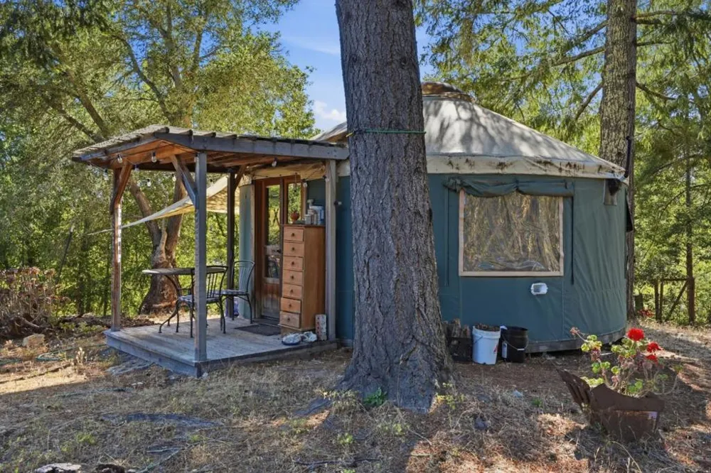 359 Canham Road Scotts Valley, CA 95066