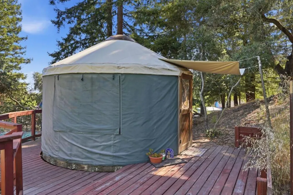 359 Canham Road Scotts Valley, CA 95066