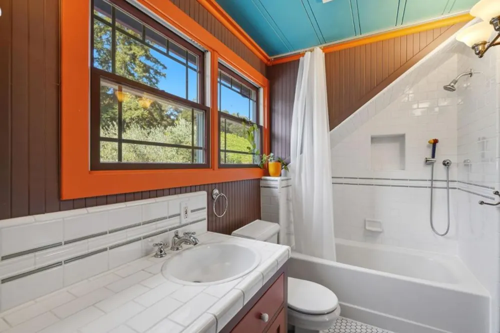 359 Canham Road Scotts Valley, CA 95066