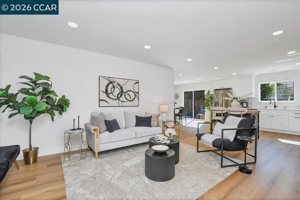 4395 Cabrilho Dr Martinez, CA 94553