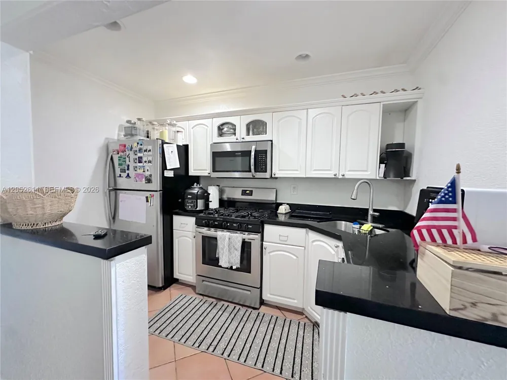 8600 SW 67th Ave #940 Pinecrest, FL 33156