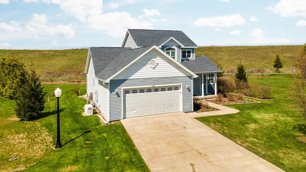 7031 Applewood Drive Charlevoix Township, MI 49720