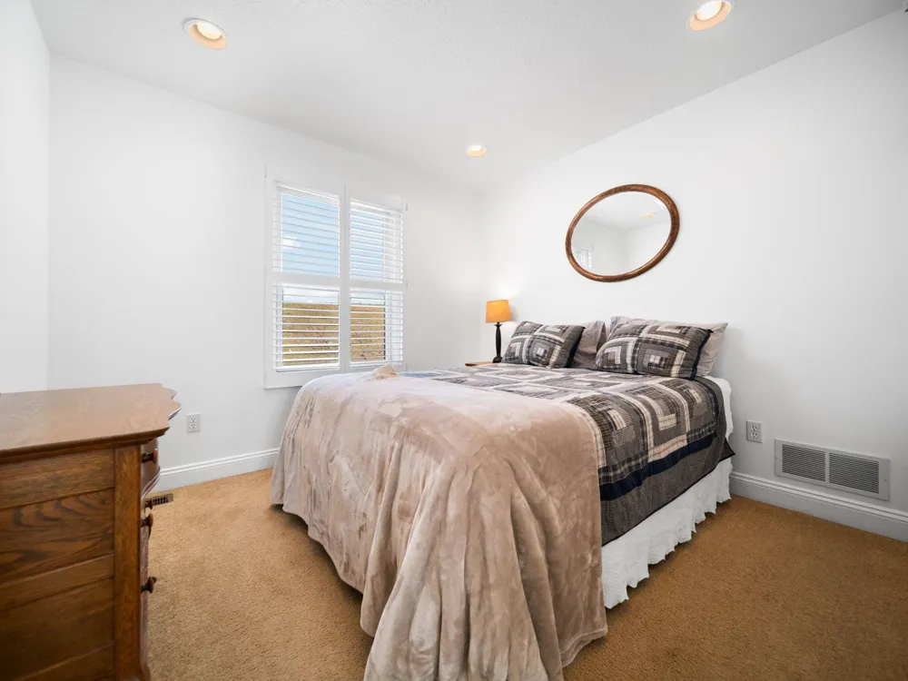 7031 Applewood Drive Charlevoix Township, MI 49720