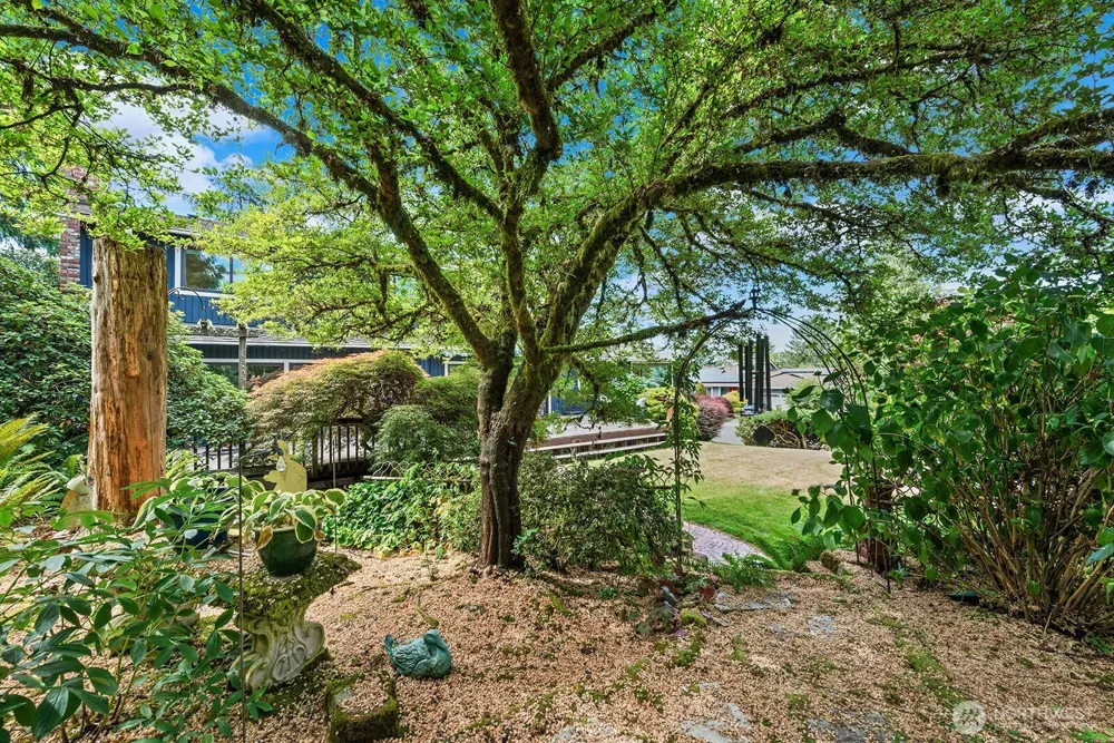 4400 157th Avenue SE Bellevue, WA 98006