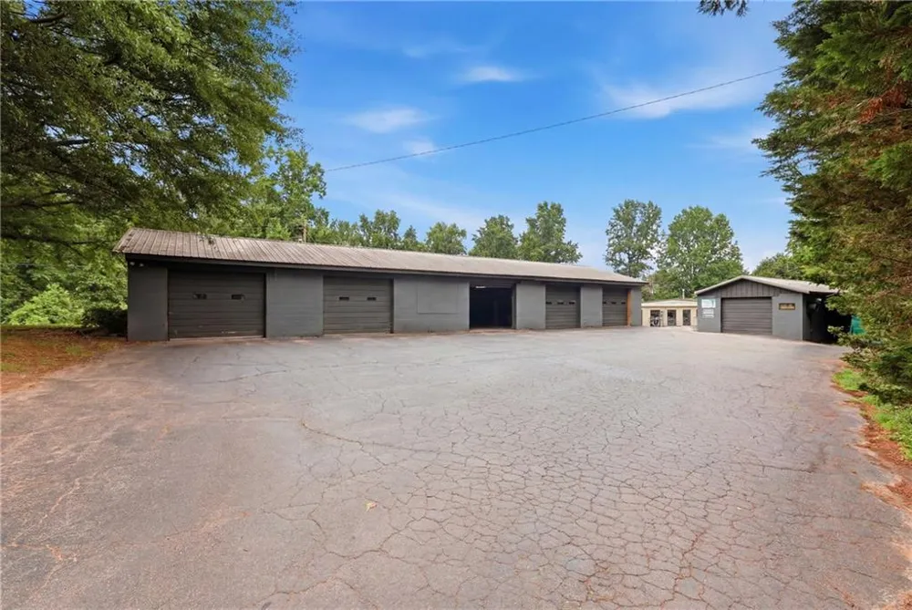 3107 Alto Mud Creek Road Alto, GA 30510