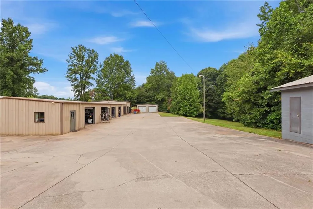 3107 Alto Mud Creek Road Alto, GA 30510