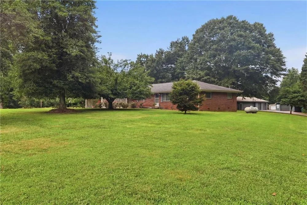 3107 Alto Mud Creek Road Alto, GA 30510