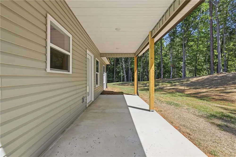 180 Edwards Road Clarkesville, GA 30523