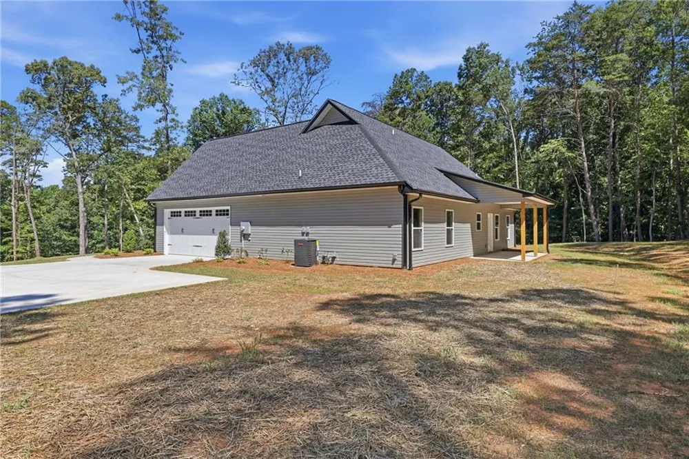 180 Edwards Road Clarkesville, GA 30523