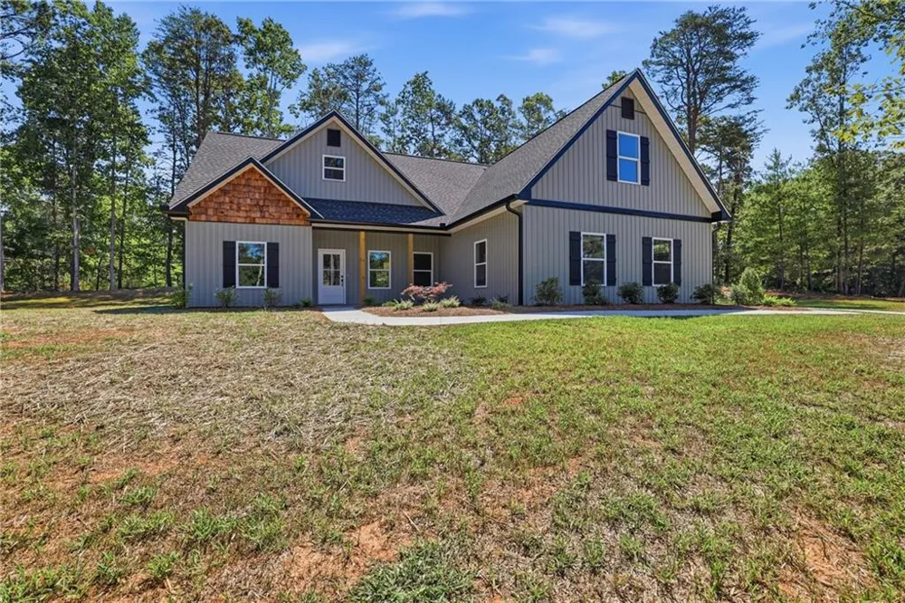 180 Edwards Road Clarkesville, GA 30523