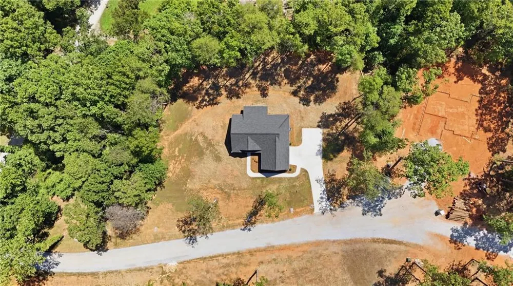 180 Edwards Road Clarkesville, GA 30523