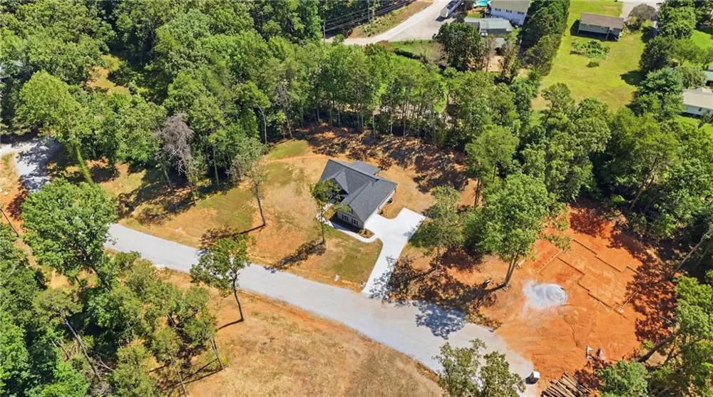 180 Edwards Road Clarkesville, GA 30523