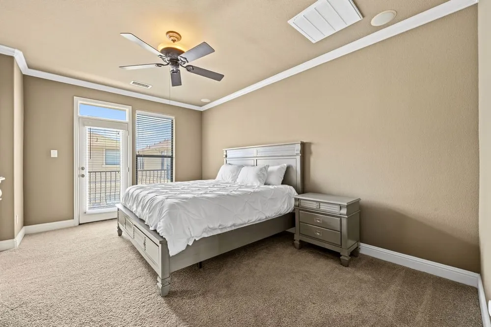 5736 Robbie Road Plano, TX 75024