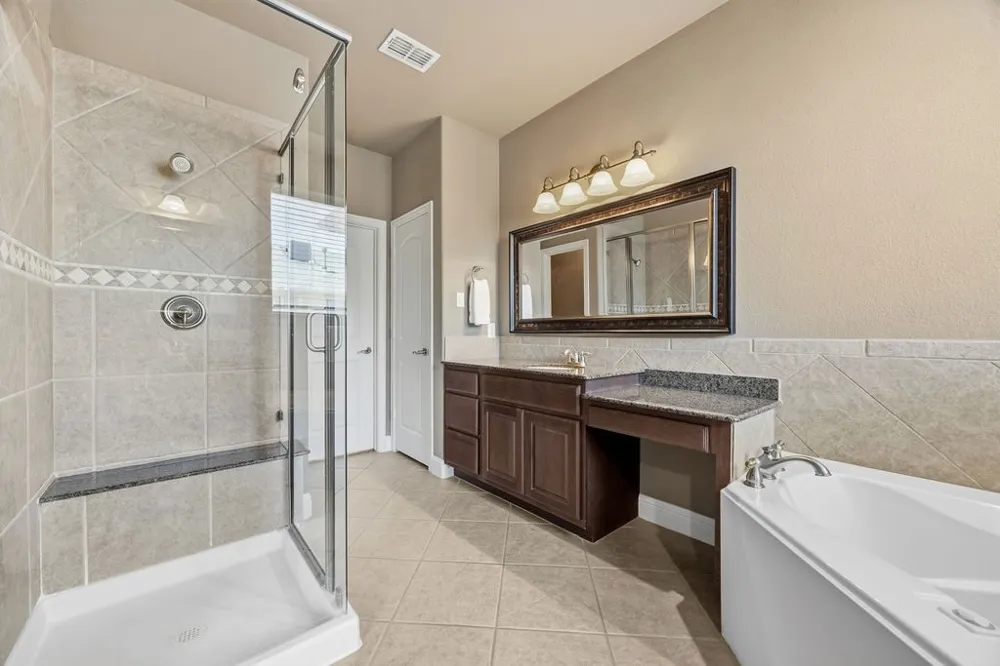 5736 Robbie Road Plano, TX 75024