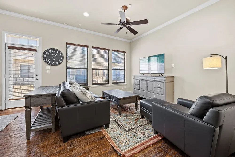 5736 Robbie Road Plano, TX 75024