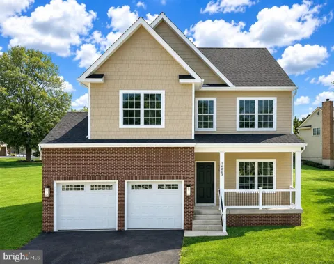 16203 PENNSBURY DRIVE