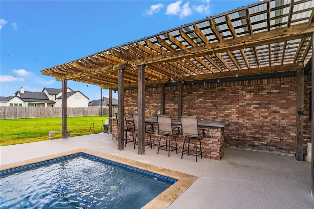 2033 Arash Drive Corpus Christi, TX 78413