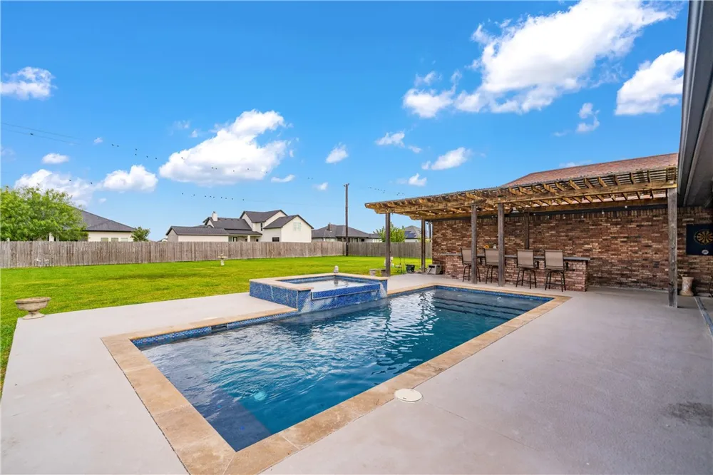 2033 Arash Drive Corpus Christi, TX 78413