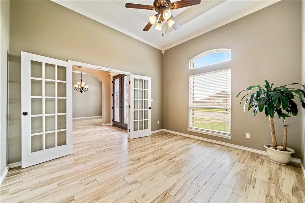 2033 Arash Drive Corpus Christi, TX 78413