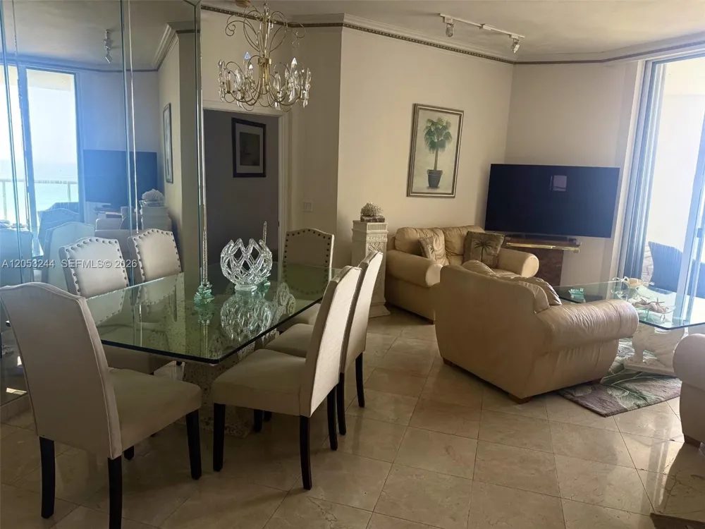 8925 Collins Ave #11J Surfside, FL 33154