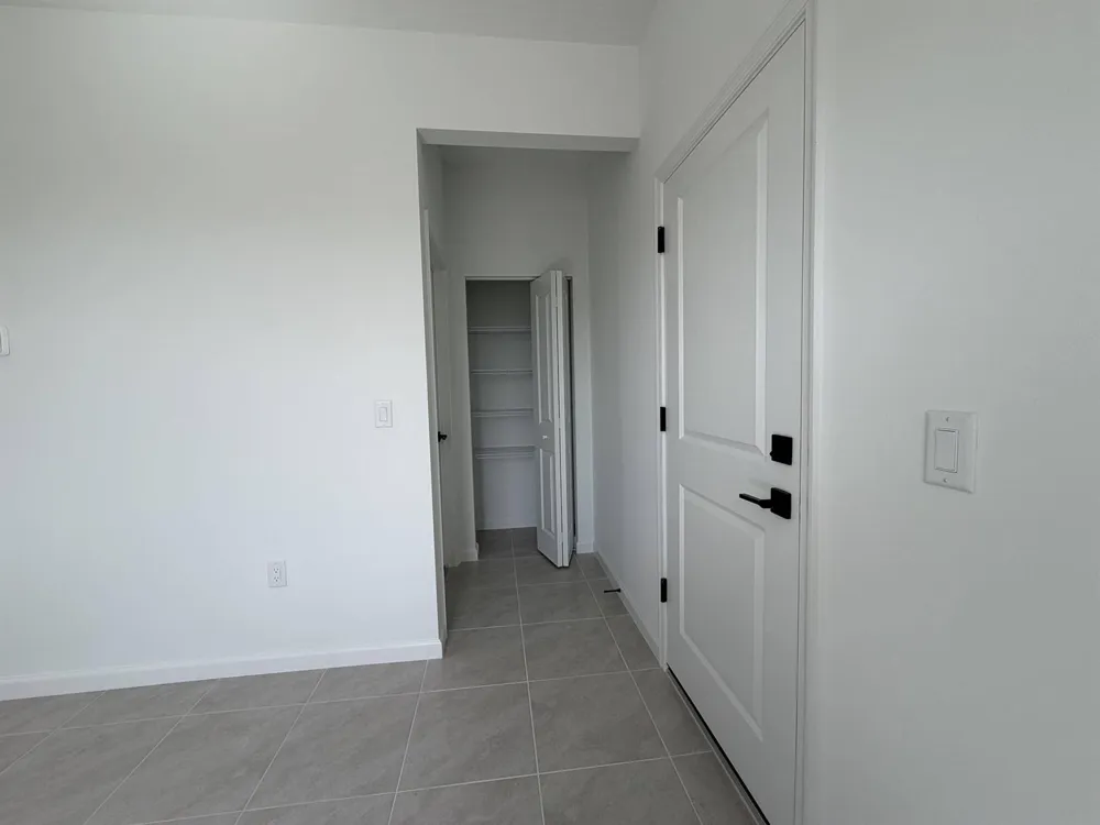 4402 Longwood Lake Square Westlake, FL 33470