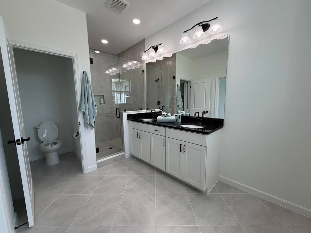 4402 Longwood Lake Square Westlake, FL 33470