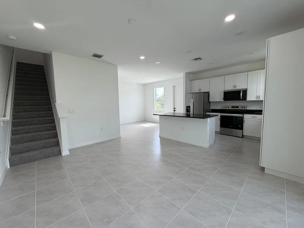 4402 Longwood Lake Square Westlake, FL 33470