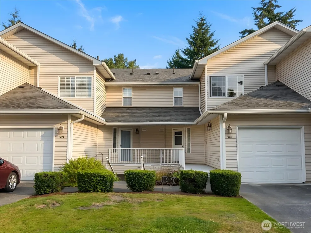 1920 S 368th Place #205 Federal Way, WA 98003