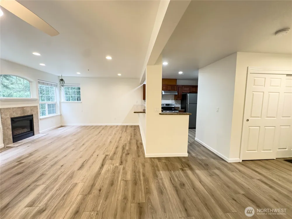 1920 S 368th Place #205 Federal Way, WA 98003