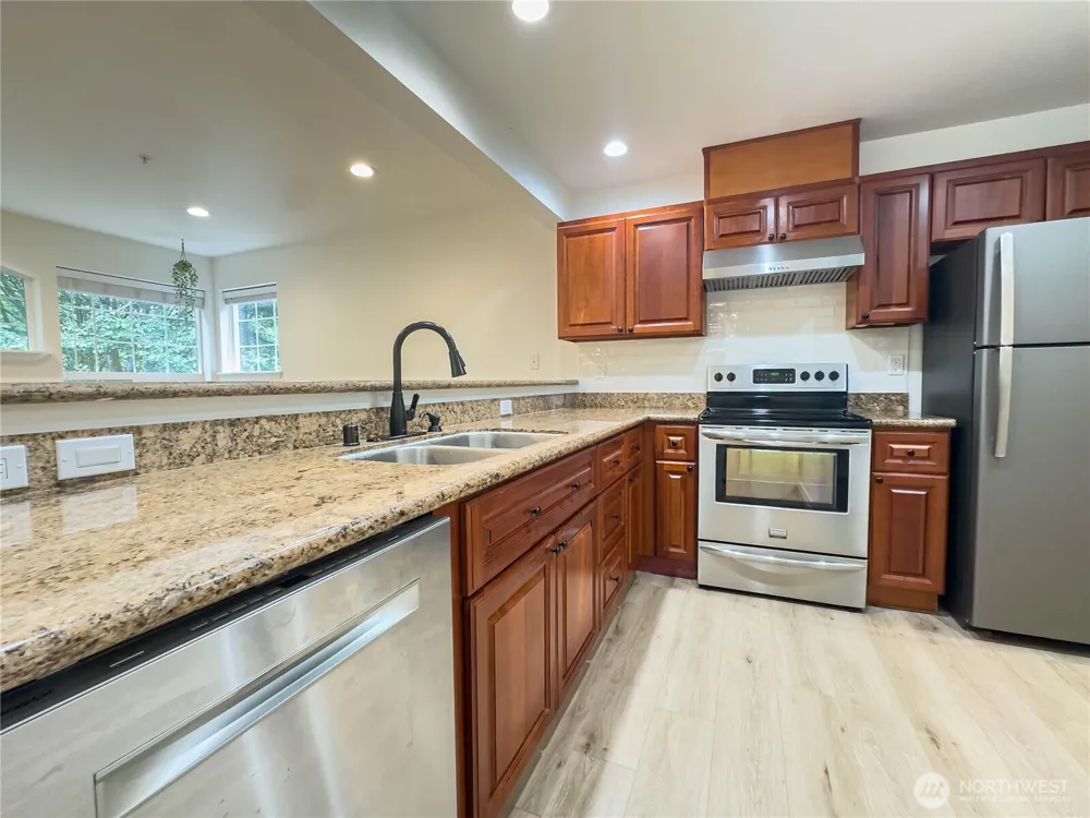 1920 S 368th Place #205 Federal Way, WA 98003