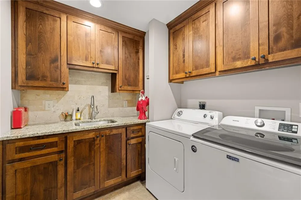 212 Knots Landing Drive Demorest, GA 30535