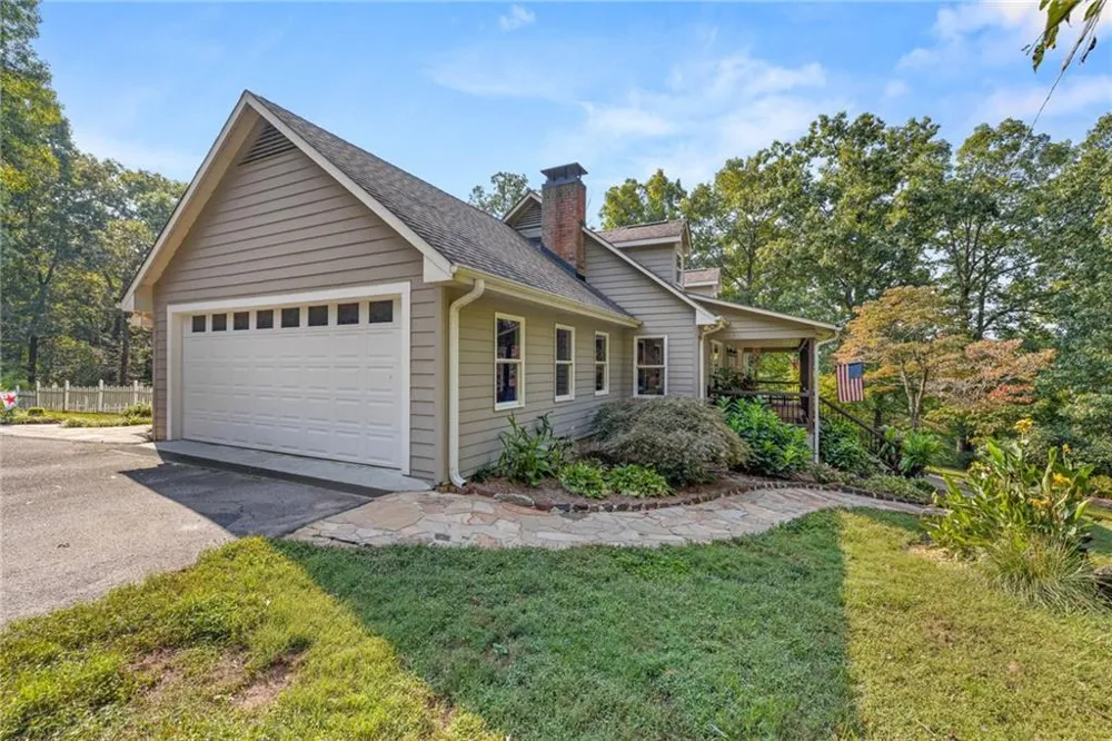 212 Knots Landing Drive Demorest, GA 30535