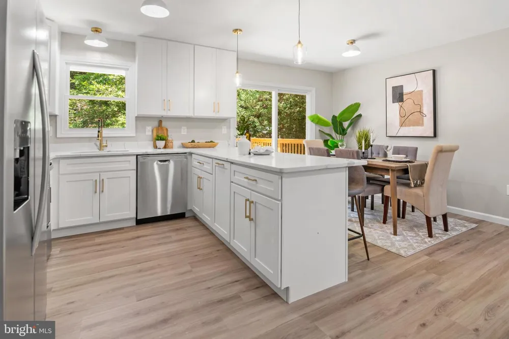 994 HILLENDALE DRIVE Annapolis, MD 21409