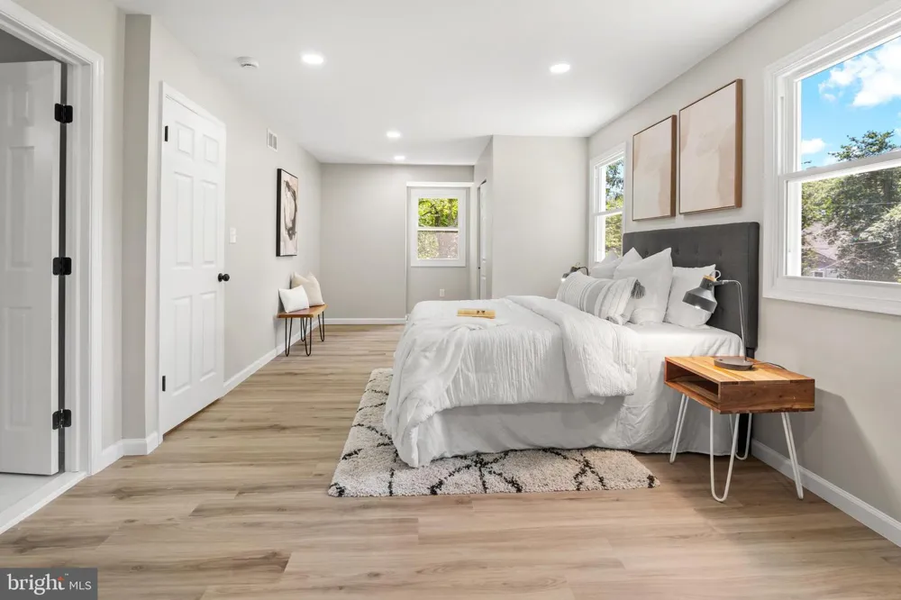 994 HILLENDALE DRIVE Annapolis, MD 21409