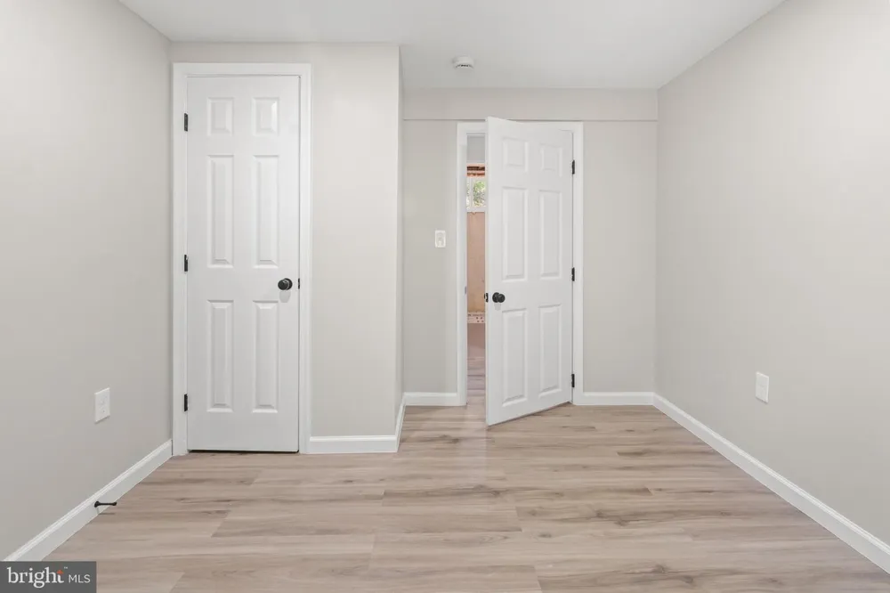 994 HILLENDALE DRIVE Annapolis, MD 21409