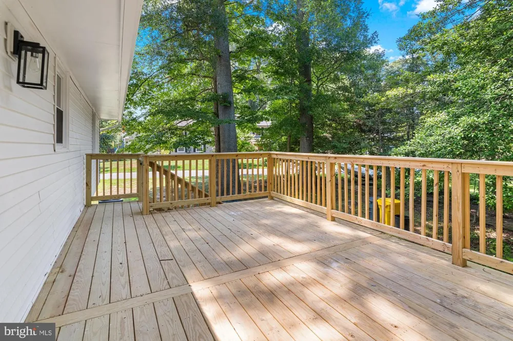 994 HILLENDALE DRIVE Annapolis, MD 21409