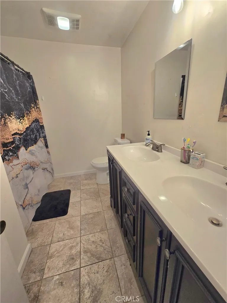 1263 Oakdale El Cajon, CA 92021