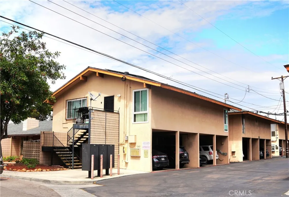 1263 Oakdale El Cajon, CA 92021
