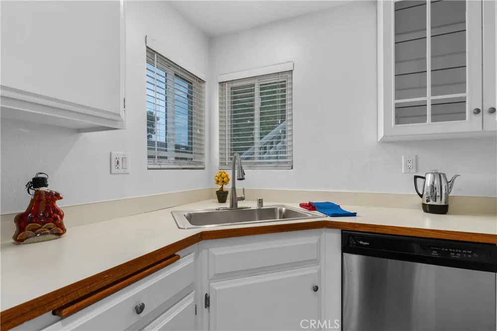 6951 Knollcrest Lane #56 Garden Grove, CA 92845