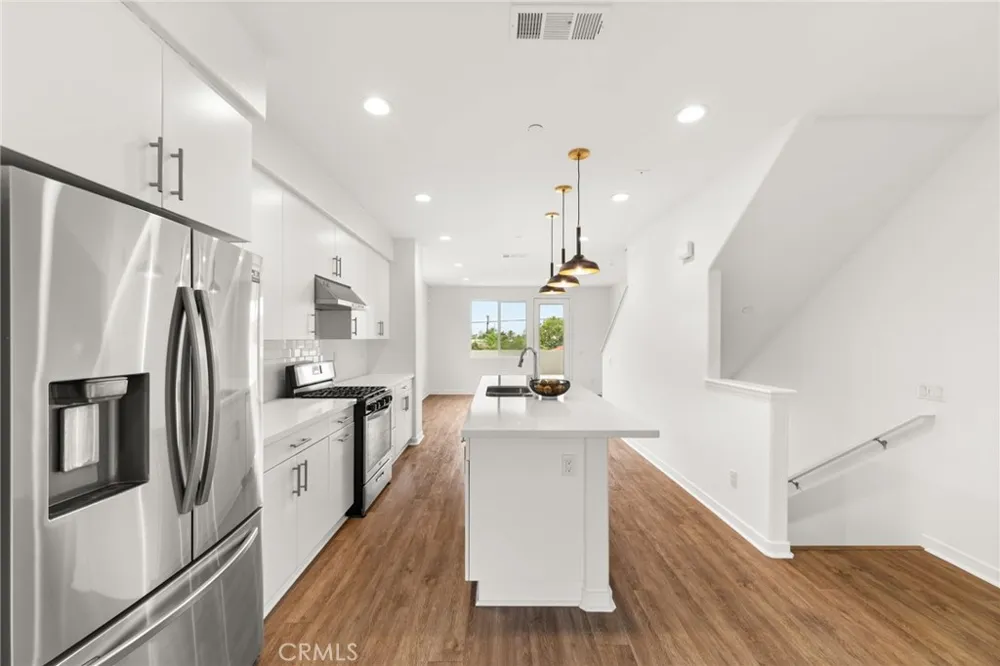 129 5th Montebello, CA 90640