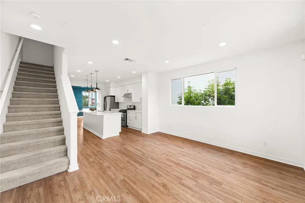129 5th Montebello, CA 90640