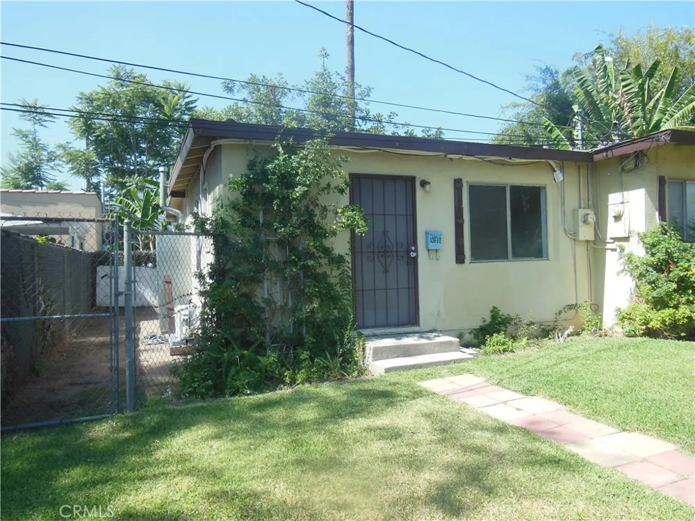 439 W Walnut Monrovia, CA 91016