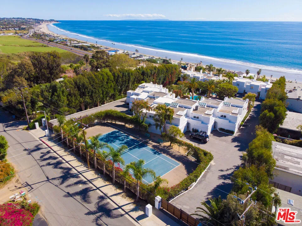31240 Bailard Road Malibu, CA 90265